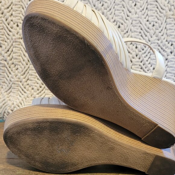 Report Wedge Sandals - Size 9.5 - Picture 7 of 7